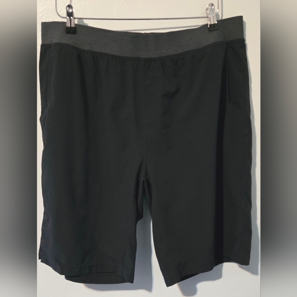 PRANA XXL Black Shorts, 11" Inseam